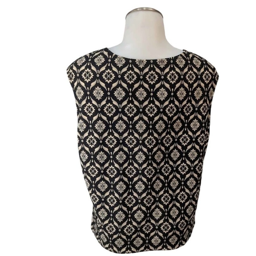 Petite‎ Sophisticate ~ Abstract Pattern sleeveless top ~ 100% Polyester ~ Large - Picture 2 of 10